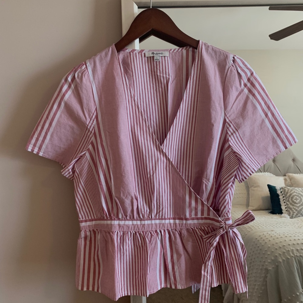 SOLD ✨ Madewell Pink Wrap Top